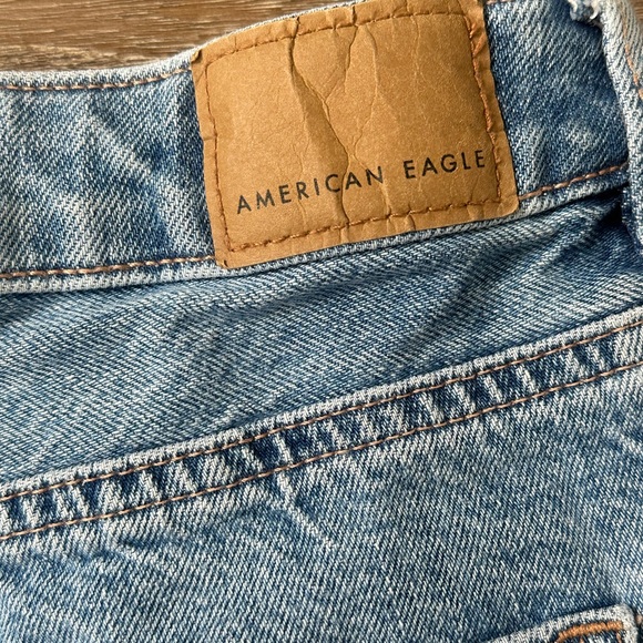 American Eagle Distressed High Waisted Denim Shorts - Picture 3 of 6